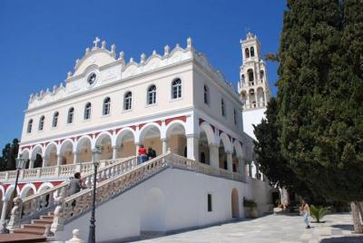 Visita Tinos desde Mykonos
