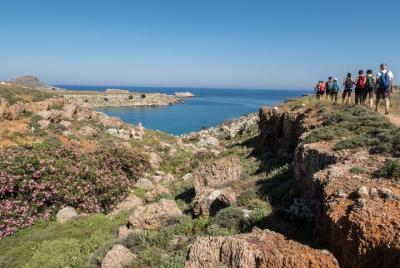 Excursión de senderismo para grupos de 8 días en la isla de Rodas.