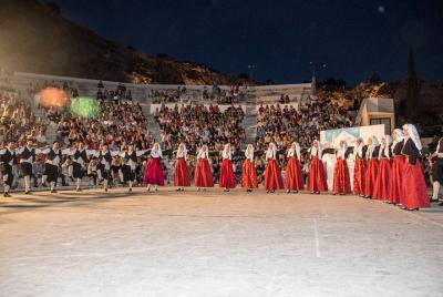 Clase de baile tradicional para grupos pequeños en Rodas