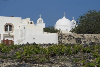 Visita a Megalochori y cata de vinos.