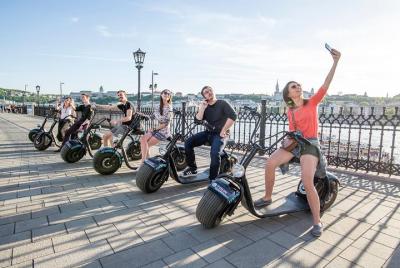 Visitas guiadas en Budapest en MonsteRoller e-Scooter