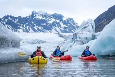 Combinación de caminata por el glaciar y kayak