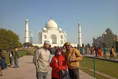 Agra City Tour Amanecer y atardecer en Tajmahal