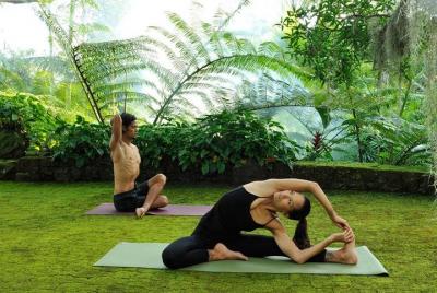 Clase de yoga en Agra