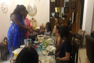 Clase de cocina con cena casera de Lady Chef