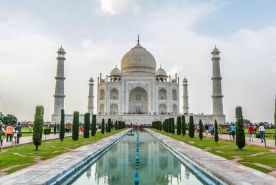 Tour por los monumentos: Taj Mahal, el fuerte de Agra y otros lugares poco convencionales
