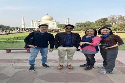 Excursión privada al Taj Mahal y Agra en tren expreso Shatabdi