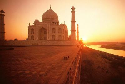 Amanecer en el Taj Mahal