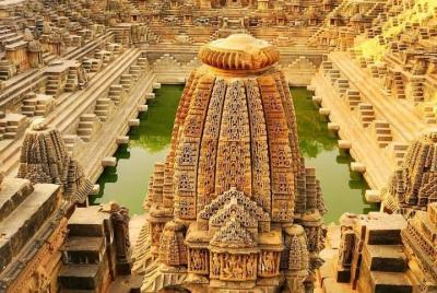 Patrimonio Mundial Stepwell Tour especial desde Ahmedabad Patrimonio Mundial Stepwell Tour especial desde Ahmedabad