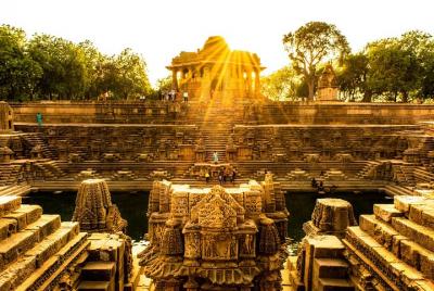 Excursión de un día gratis y fácil al Templo del Sol Modhera y Rani ki Vav desde Ahmedabad Excursión de un día gratis y fácil al Templo del Sol Modhera y Rani ki Vav desde Ahmedabad