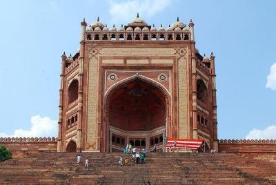 Traslado privado de Agra a Jaipur con Fatehpur Sikri y Abaneri