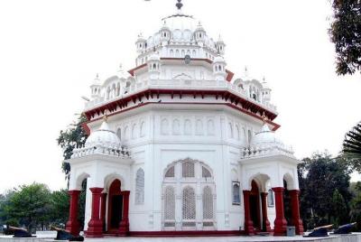 Amritsar y su templo dorado: un recorrido histórico y cultural a pie Amritsar y su templo dorado: un recorrido histórico y cultural a pie