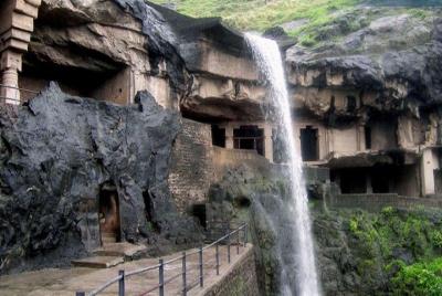 Excursión privada de 3 días por Aurangabad con las cuevas de Ajanta y Ellora Excursión privada de 3 días por Aurangabad con las cuevas de Ajanta y Ellora