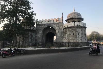 Recorrido a pie por el antiguo jardín imperial de Aurangabad