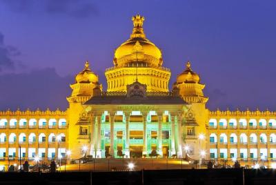 Tour privado: recorrido por la ciudad de Bangalore, que incluye el palacio de Bangalore y Vidhana Soudha