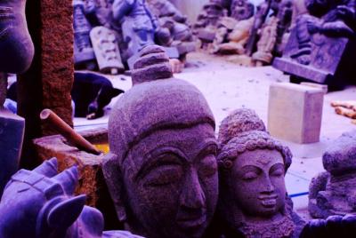 Sendero del escultor de piedra