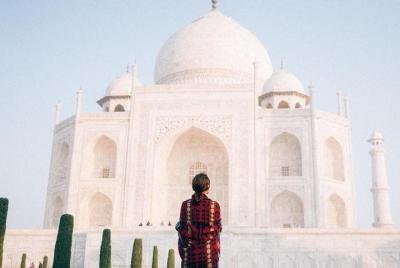 Excursión al Taj Mahal desde Bangalore en un día con boleto redondo y ofertas múltiples