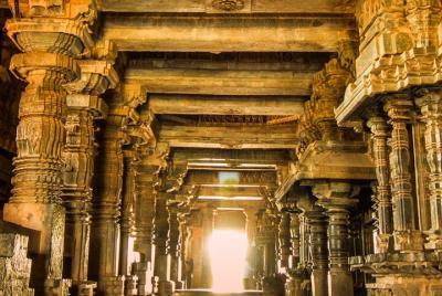 Bangalore a Belur y Halebid (2 días)