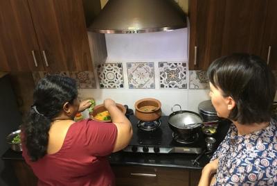 Sesión de cocina casera del sur de la India
