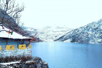 Excursión de un día al lago Tsomgo y Baba Mandir Excursión de un día al lago Tsomgo y Baba Mandir