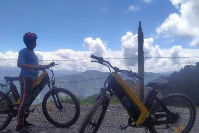 Tours en bicicleta eléctrica BLive - Divine Tales of Dharamshala Tours en bicicleta eléctrica BLive - Divine Tales of Dharamshala