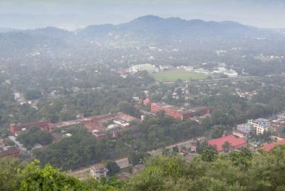 Aspectos turísticos más destacados de Guwahati (visita turística guiada de día completo en coche) Aspectos turísticos más destacados de Guwahati (visita turística guiada de día completo en coche)