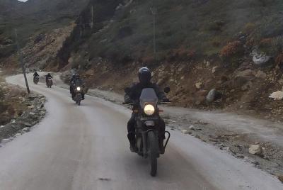 Tour en moto por Tawang (Arunachal) en RE Himalayan 410cc Tour en moto por Tawang (Arunachal) en RE Himalayan 410cc