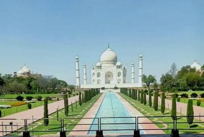 Tour privado de Hyderabad a Taj Mahal y Agra Fort el mismo día con vuelos de regreso Tour privado de Hyderabad a Taj Mahal y Agra Fort el mismo día con vuelos de regreso