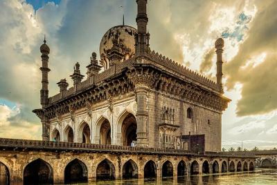 Hyderabad a Bijapur y Hampi (4 días) Hyderabad a Bijapur y Hampi (4 días)