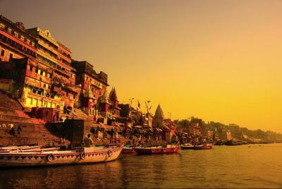 Varanasi en un fin de semana ex-Hyderabad: un viaje privado de lujo guiado por el patrimonio Varanasi en un fin de semana ex-Hyderabad: un viaje privado de lujo guiado por el patrimonio