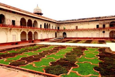 Excursión de un día al Taj Mahal y Agra desde Hyderabad con vuelos comerciales de regreso Excursión de un día al Taj Mahal y Agra desde Hyderabad con vuelos comerciales de regreso