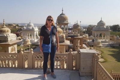 Paquete turístico de 2 días en Jaipur Paquete turístico de 2 días en Jaipur