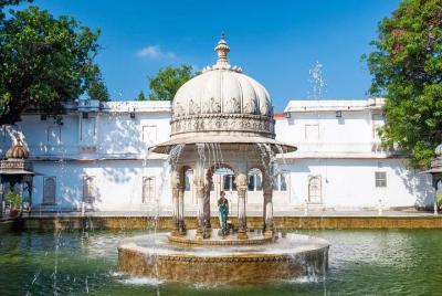 Jaipur-Udaipur - Tour de ida y vuelta de tres días y dos noches Jaipur-Udaipur - Tour de ida y vuelta de tres días y dos noches