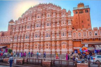 Tour privado de 8 horas por la ciudad de Jaipur en automóvil de CA Tour privado de 8 horas por la ciudad de Jaipur en automóvil de CA