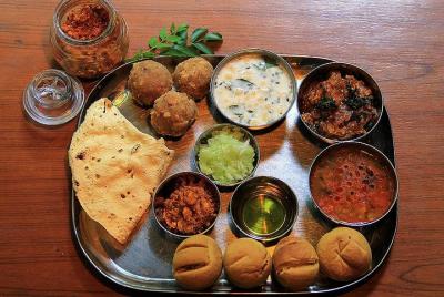 Cena tradicional privada con una familia india en Jaipur Cena tradicional privada con una familia india en Jaipur