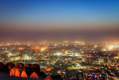 Explore Jaipur bajo la luz de las estrellas: un tour guiado en jeep Explore Jaipur bajo la luz de las estrellas: un tour guiado en jeep