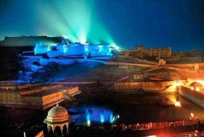 Espectáculo de luz y sonido en el Fuerte Amber, Jaipur Espectáculo de luz y sonido en el Fuerte Amber, Jaipur
