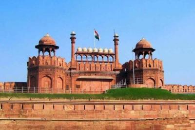 Traslado privado desde Jaipur a Delhi Traslado privado desde Jaipur a Delhi