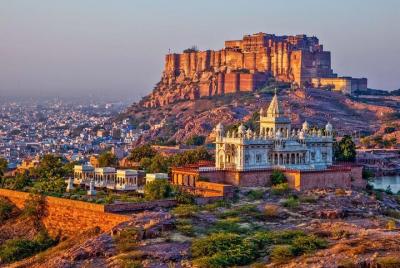 Explore la ciudad de Jodhpur en un Tuk-Tuk: un recorrido privado guiado