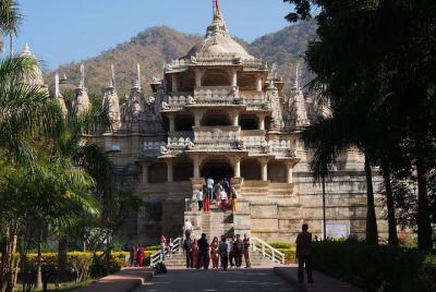 Traslado de Jodhpur a Udaipur a través del Templo Jain en Ranakpur