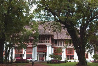 Lo más destacado de Kochi (visita guiada de medio día por la ciudad) Lo más destacado de Kochi (visita guiada de medio día por la ciudad)