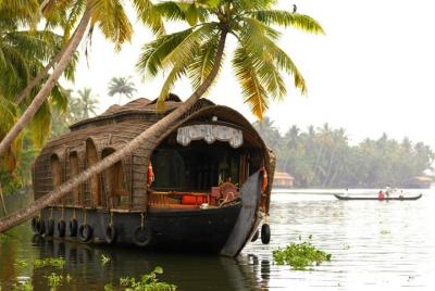 Desde el puerto de Cochin: Backwater Cruise by Houseboat