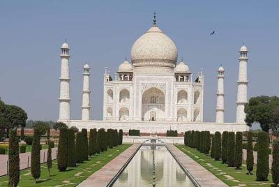 Tour nocturno de Calcuta al Taj Mahal al amanecer y al atardecer con vuelos de regreso Tour nocturno de Calcuta al Taj Mahal al amanecer y al atardecer con vuelos de regreso