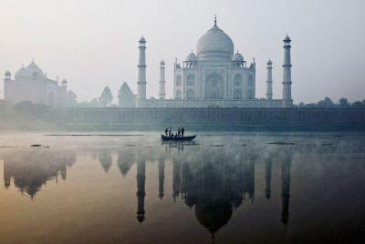 Tour privado de 2 días a Taj Mahal, Agra desde Kolkata con vuelo comercial de regreso