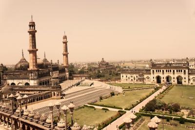 Recorrido turístico de 6 horas por Lucknow con recogida en el hotel Recorrido turístico de 6 horas por Lucknow con recogida en el hotel
