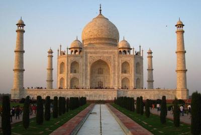 Excursión de 12 horas a Agra desde Lucknow Excursión de 12 horas a Agra desde Lucknow