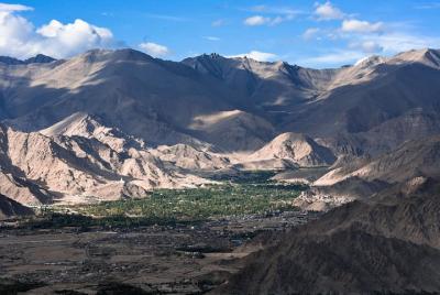 Leh- Traslados + Hotel + Visitas turísticas Leh- Traslados + Hotel + Visitas turísticas