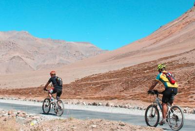 Tour de ciclismo de Manali a Leh (Khardung La) Tour de ciclismo de Manali a Leh (Khardung La)
