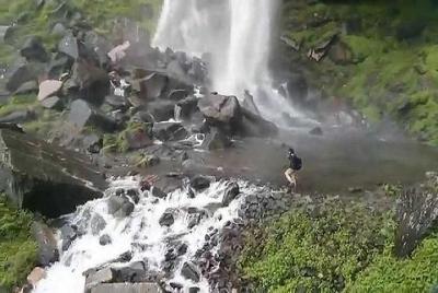 Excursión a la cascada Jogini desde Manali Excursión a la cascada Jogini desde Manali