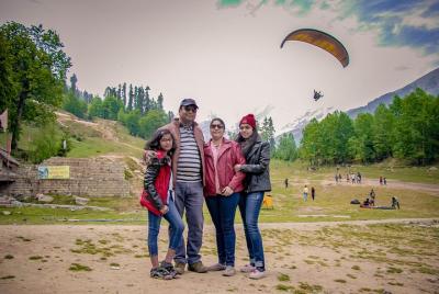 Sesión de fotos profesional en Solang Valley - Manali Sesión de fotos profesional en Solang Valley - Manali